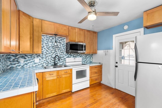 Photo - Charming 2-bedroom ranch.