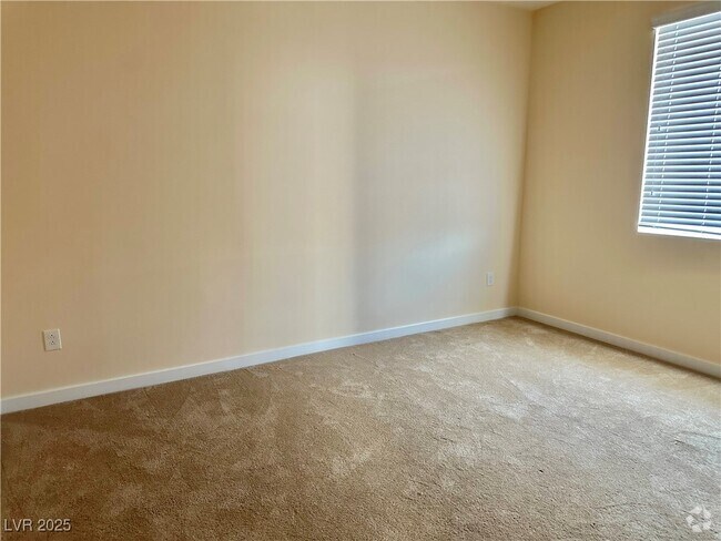Building Photo - 10334 Kesington Dr Rental
