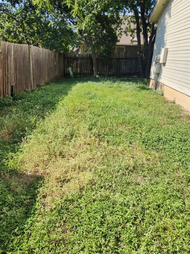 Photo - 8811 Clearbrook Trail