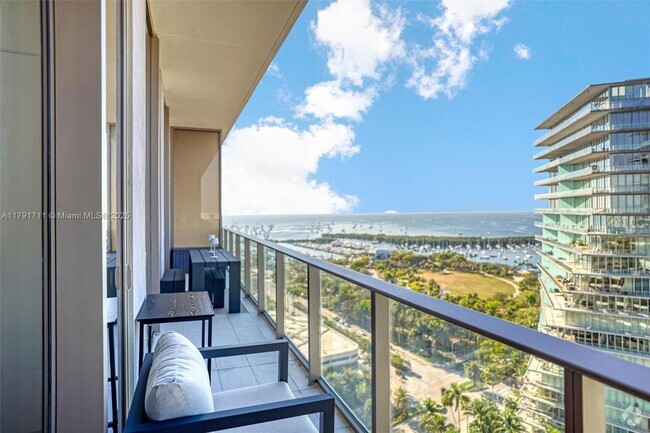 Building Photo - 2655 S Bayshore Dr Unit 1805 Rental