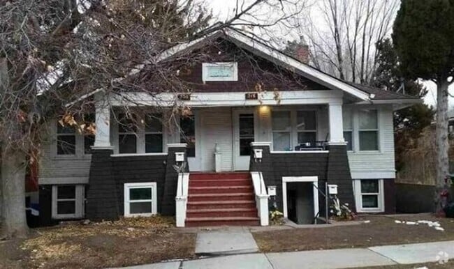 Building Photo - 522 N Lincoln Ave Rental