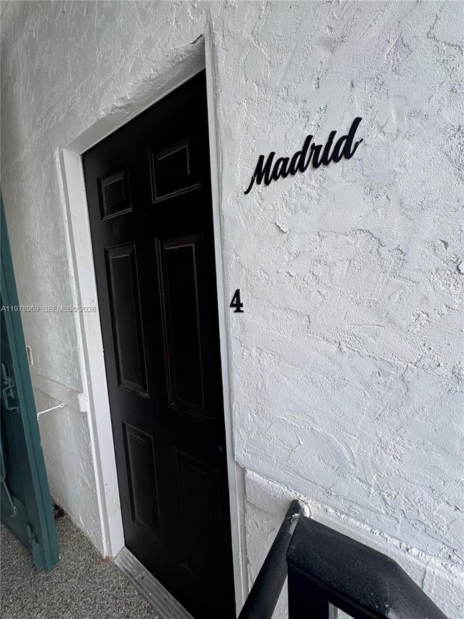 Photo - 4028 SW 11th St Unit 4A/Madrid