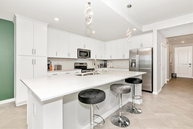 17565 Opal Sand Dr Unidad 102