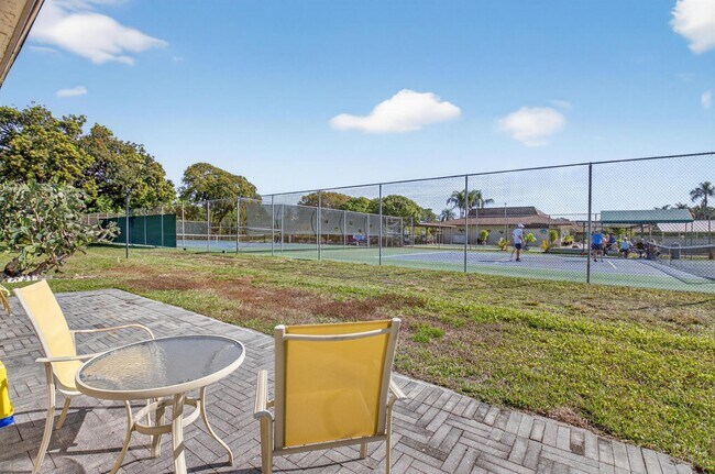 Photo - 5280 Nesting Way