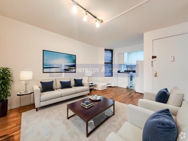 Building Photo - 169 E 102nd St Rental