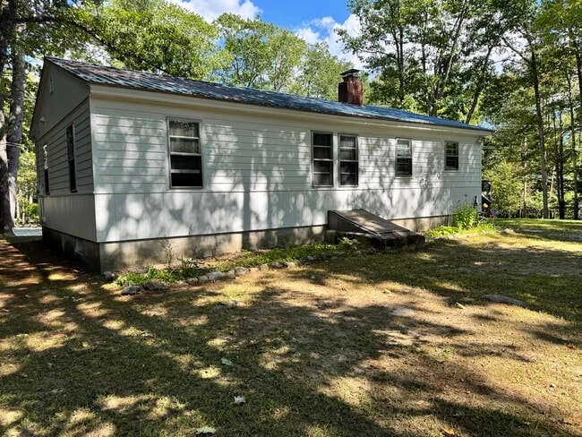 Photo - 564 Meadow Rd