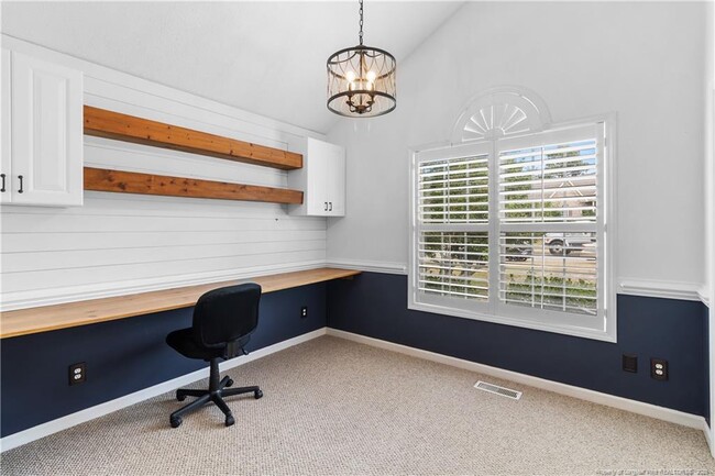 Photo - 108 Camberly Ln