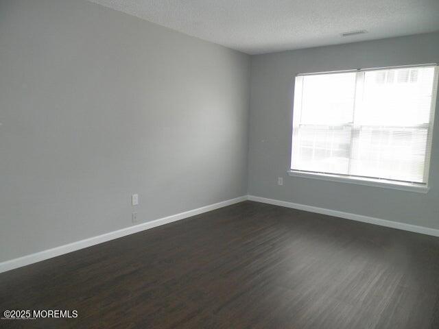 101 Hyacinth Ln
