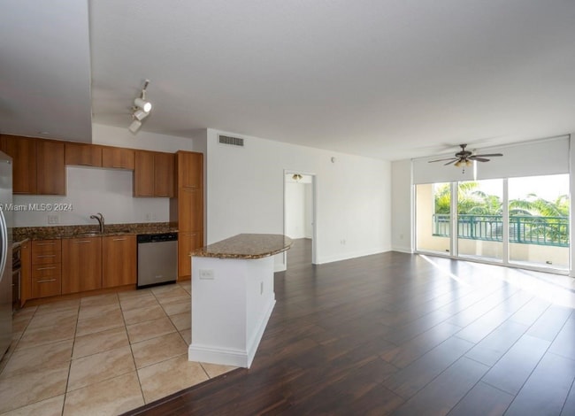 Photo - 510 NW 84th Ave Unit 2450