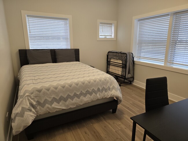 Primary Bedroom - 64 E Cedar St