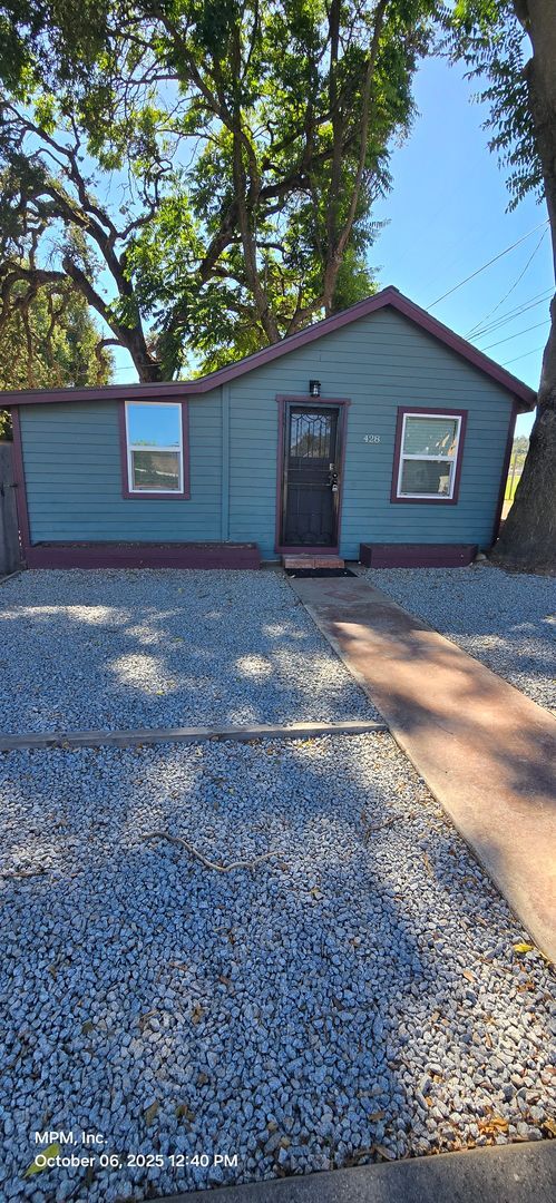 Photo - Cute 1 bedroom home with yard pets ok