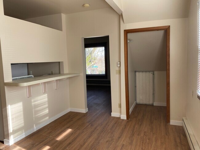 Photo - 1501 Sturgus Ave S Unidad A