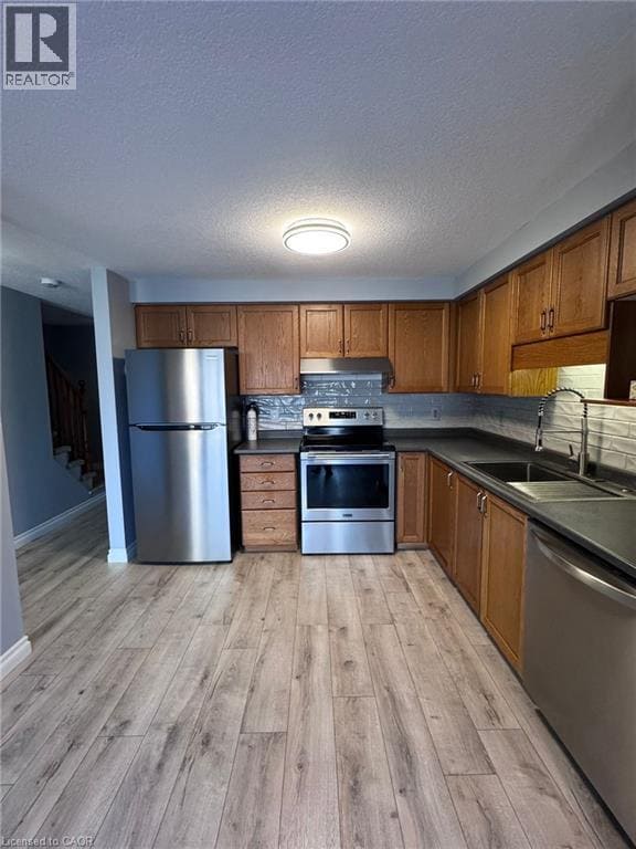 Photo - 135 Donnenwerth Dr