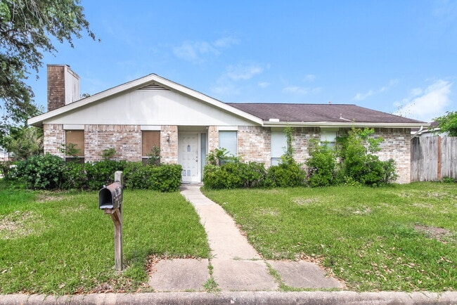 Building Photo - 3202 Palm Desert Ln