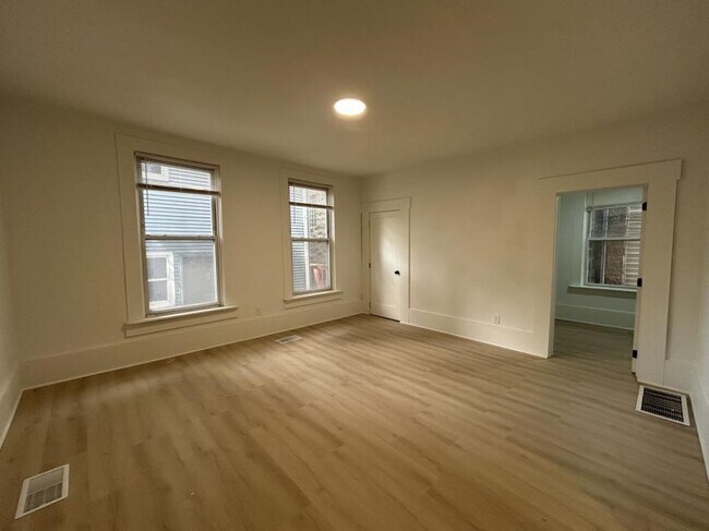 Photo - 2 bedroom in Chicago IL 60647 Unit 1RF