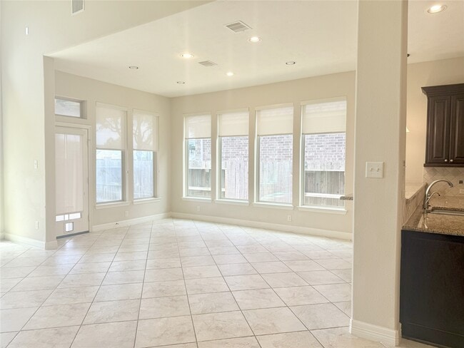 Building Photo - 27623 Dalton Bluff Ct