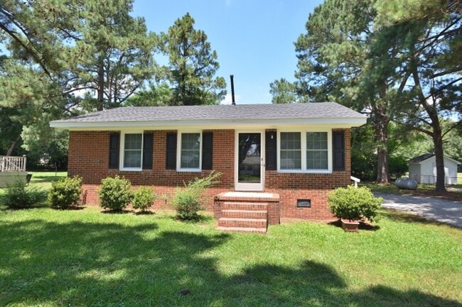 Building Photo - 608 E Cockrell St