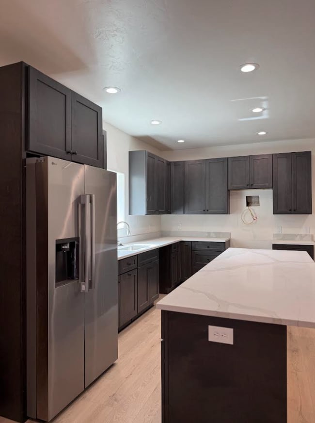 Building Photo - 1625 E 8th St Unit 1 Rental