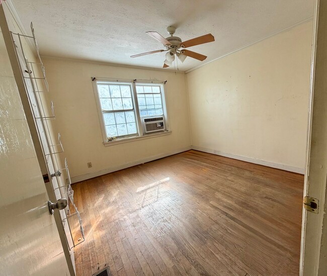 Photo - 3 Bed 1 Bath House