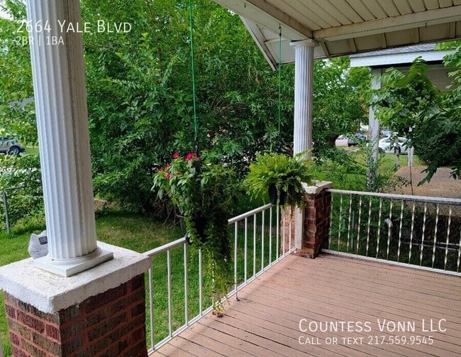 Photo - 2664 Yale Blvd