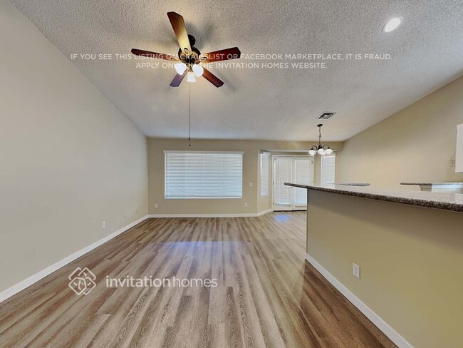 Photo - 3226 W Ross Ave