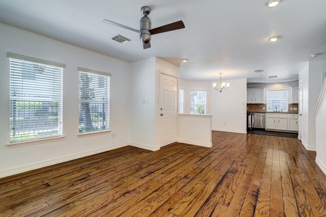 Photo - 1702 Redwing Cove Dr