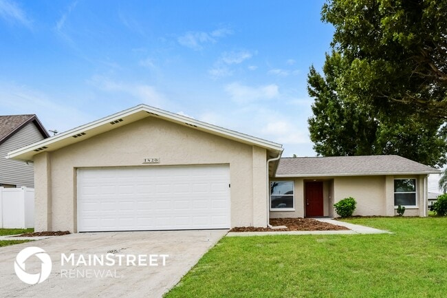 Building Photo - 1820 SE 10th St