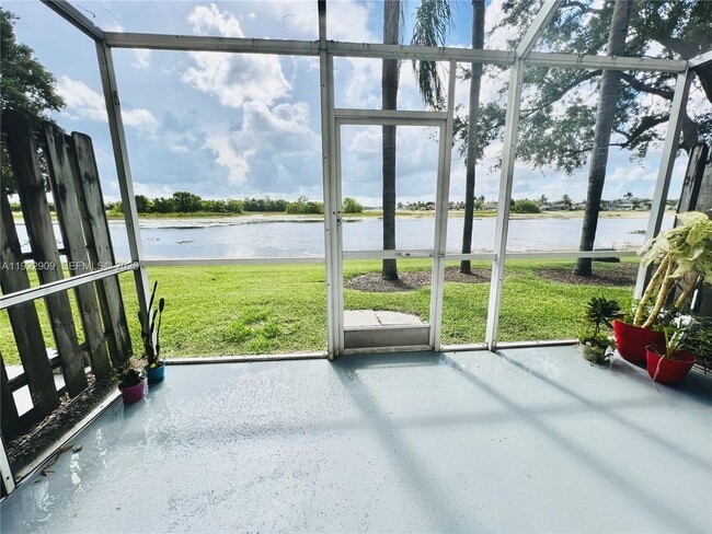 Photo - 1816 Salerno Cir