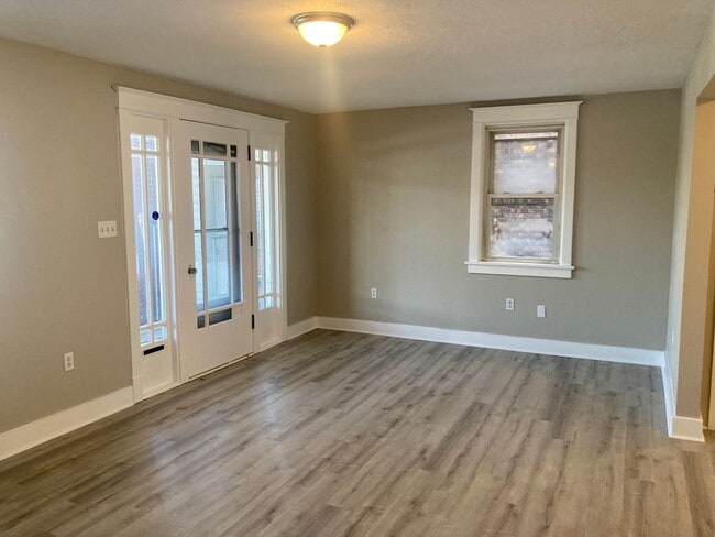 927 Brookline Blvd Unit 1