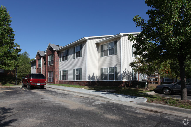 Sterling Creek Apartments - Sterling Creek Apartments