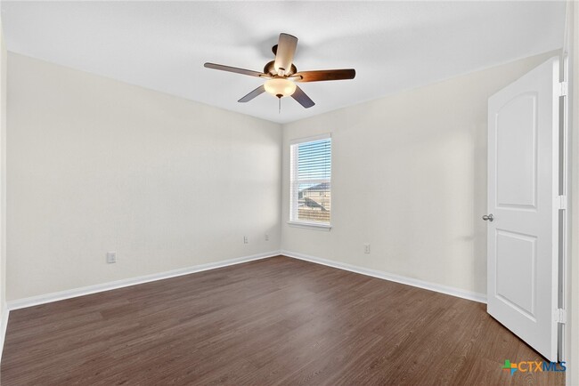 Photo - 308 Yearwood Ln