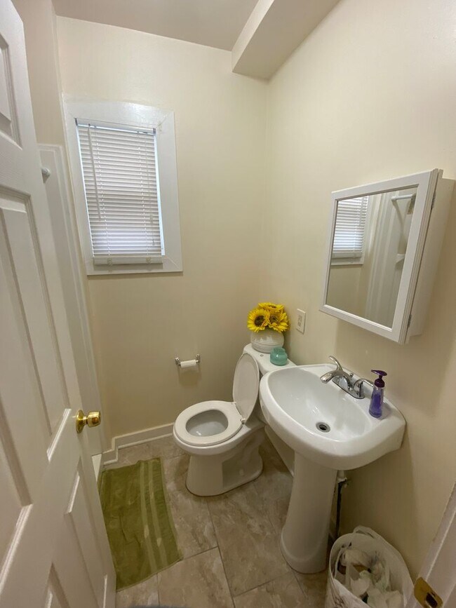 Photo - 2336 N Park Ave Unit 2