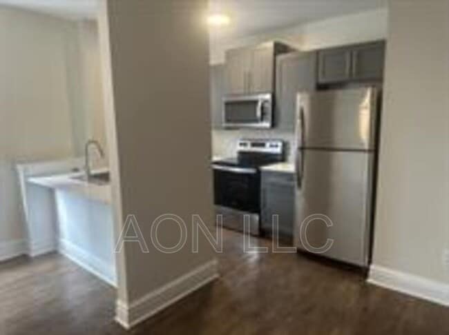 Photo - 922 N 2nd St