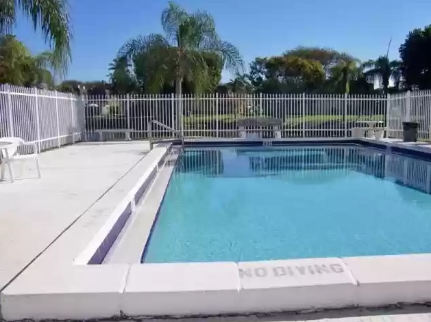 Photo - 2391 Waterside Dr