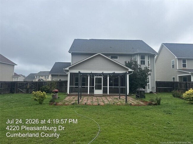 Photo - 4220 Pleasantburg Dr