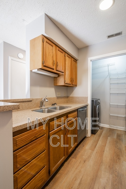 Photo - 8117 Tremaine Ct Unit B