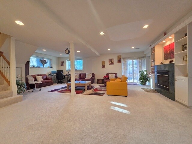 Photo - 1025 Rosewood Dr