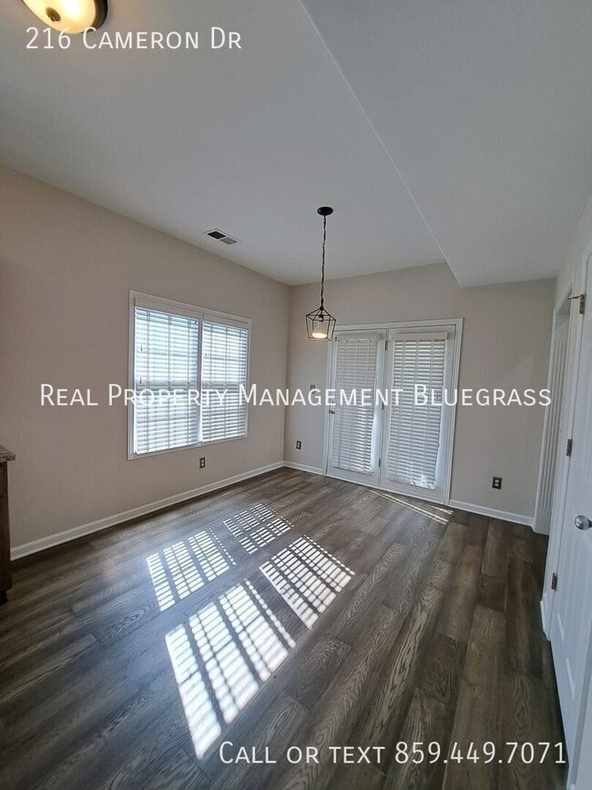 216 Cameron Dr