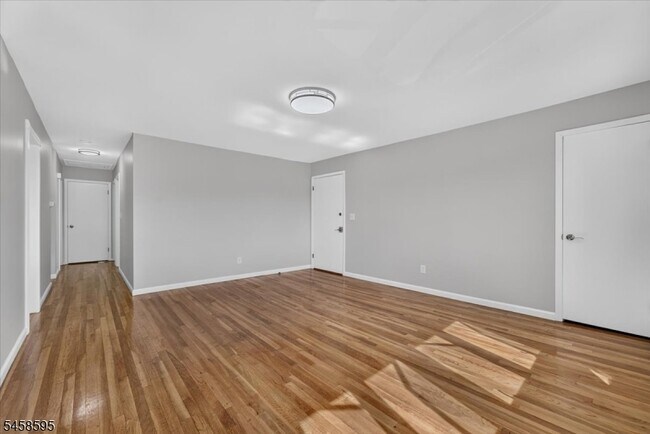 Photo - 1300 State St