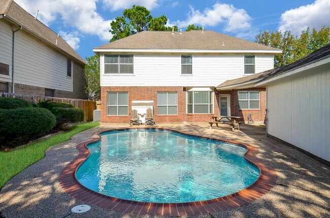 Photo - 20735 Fawnbrook Ct