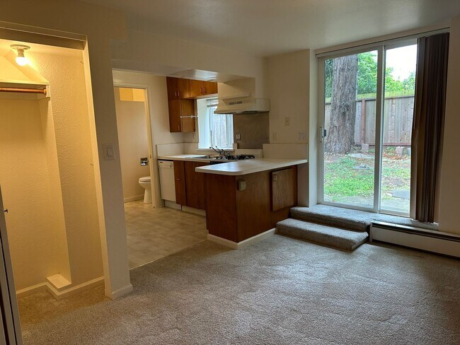 Photo - 442-442A Judson Avenue Unit In-Law