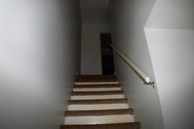 Photo - 2420 Deerwood Dr