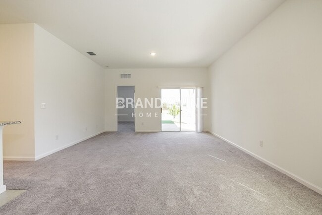 Photo - 1343 Dalkeith Cv