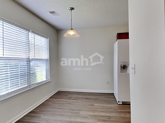 Photo - 530 Beverly Dr