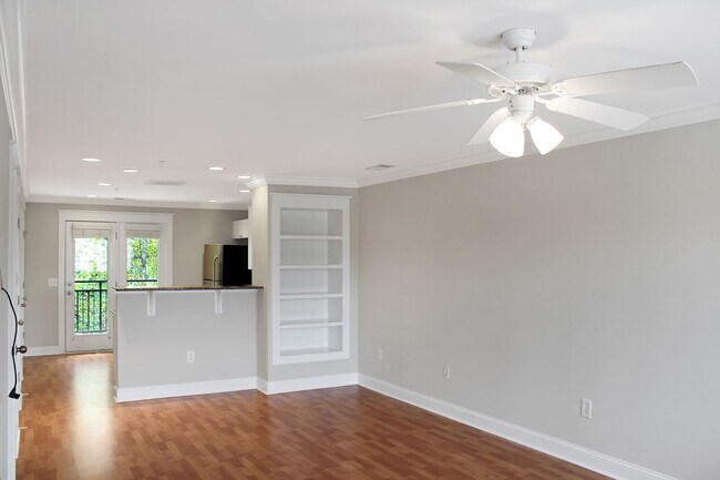 1855 Candlewood Ct