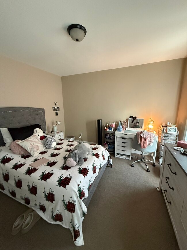 Photo - 146 Pleasant St Unit APT 2