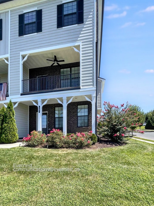 Photo - 504 Whitstable Alley