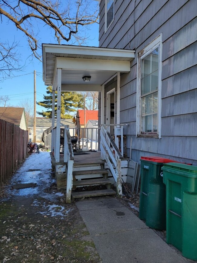 Photo - 315 E Maple St Unit 2