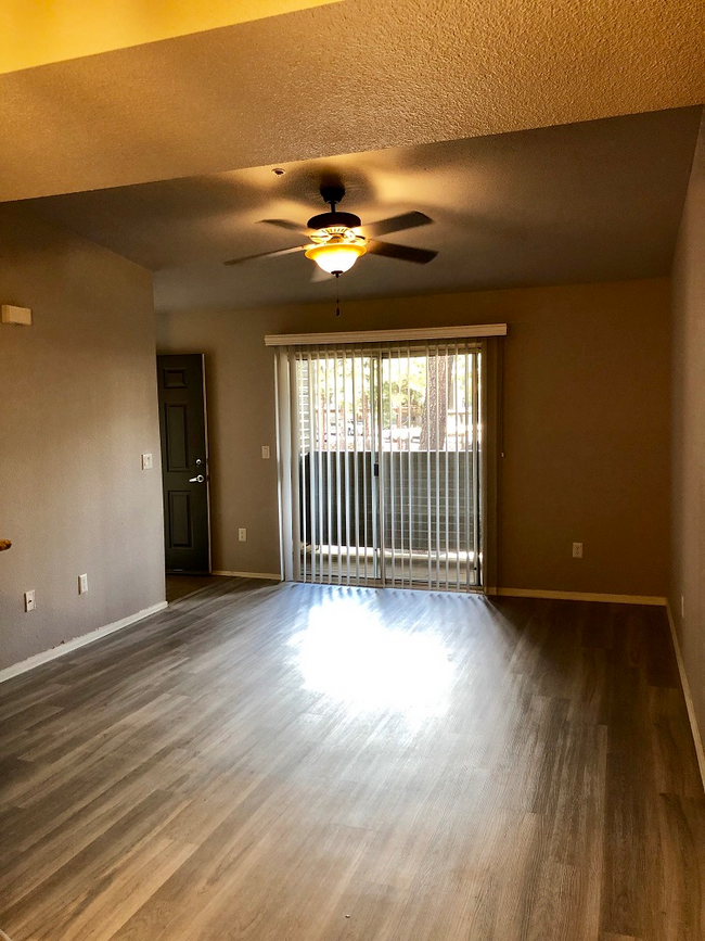 ARBORS!! 2 bed/2 bath condo - $1,725.00 - ARBORS!! 2 bed/2 bath condo - $1,725.00 Unit 07-254