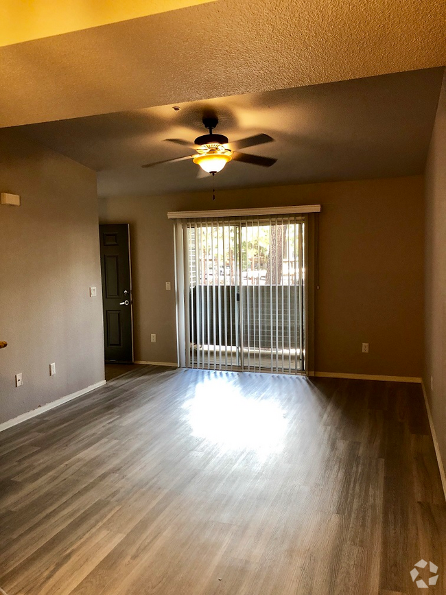 Building Photo - ARBORS!! 2 bed/2 bath condo - $1,725.00 Unit 07-254